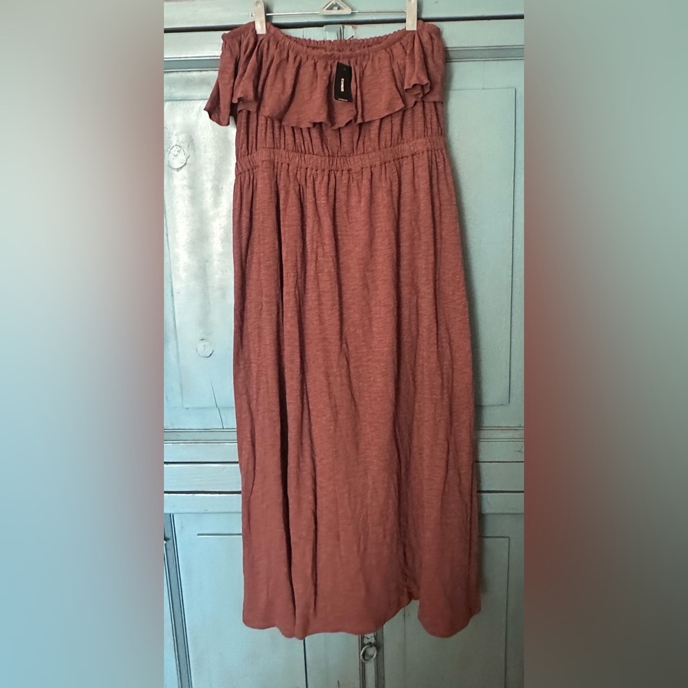 Express Off-Shoulder Maxi Dress in Dusty Brown